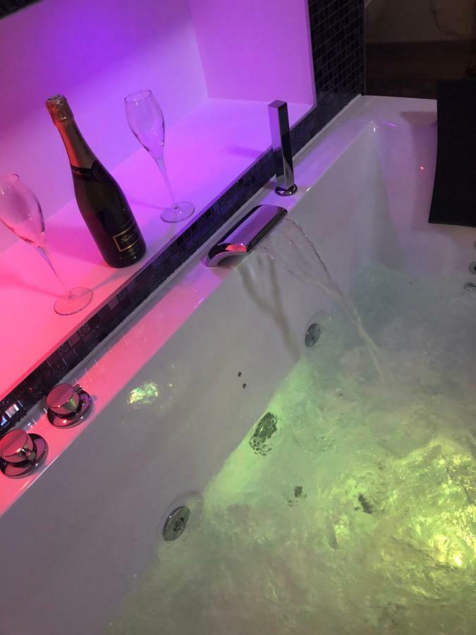Eden Spa Appartement D'Exception Digione Esterno foto
